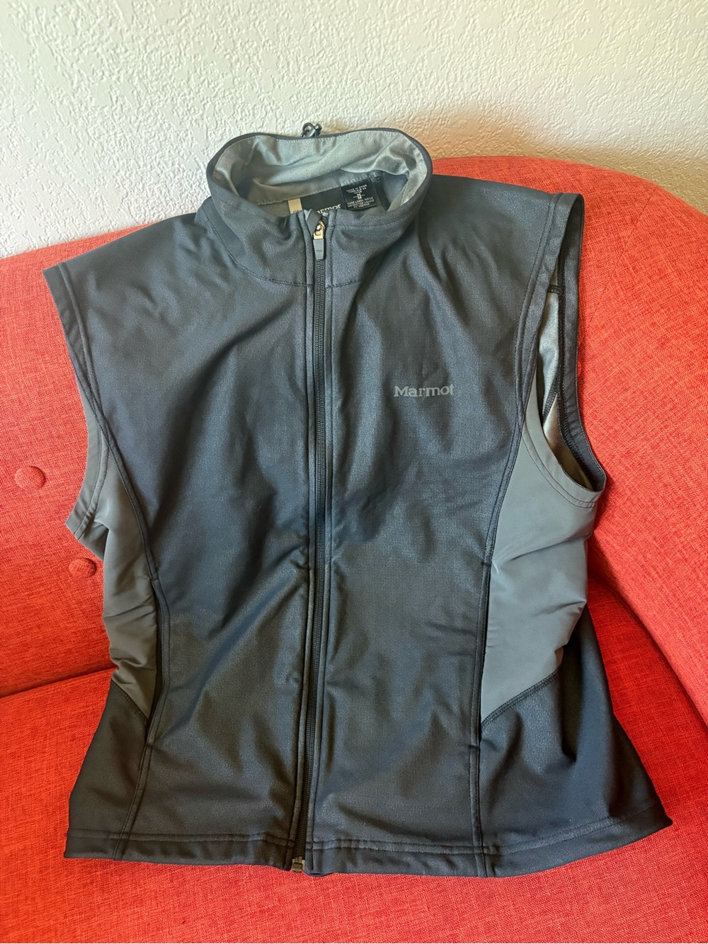 Marmot windstopper grey black Vest Men’s size M